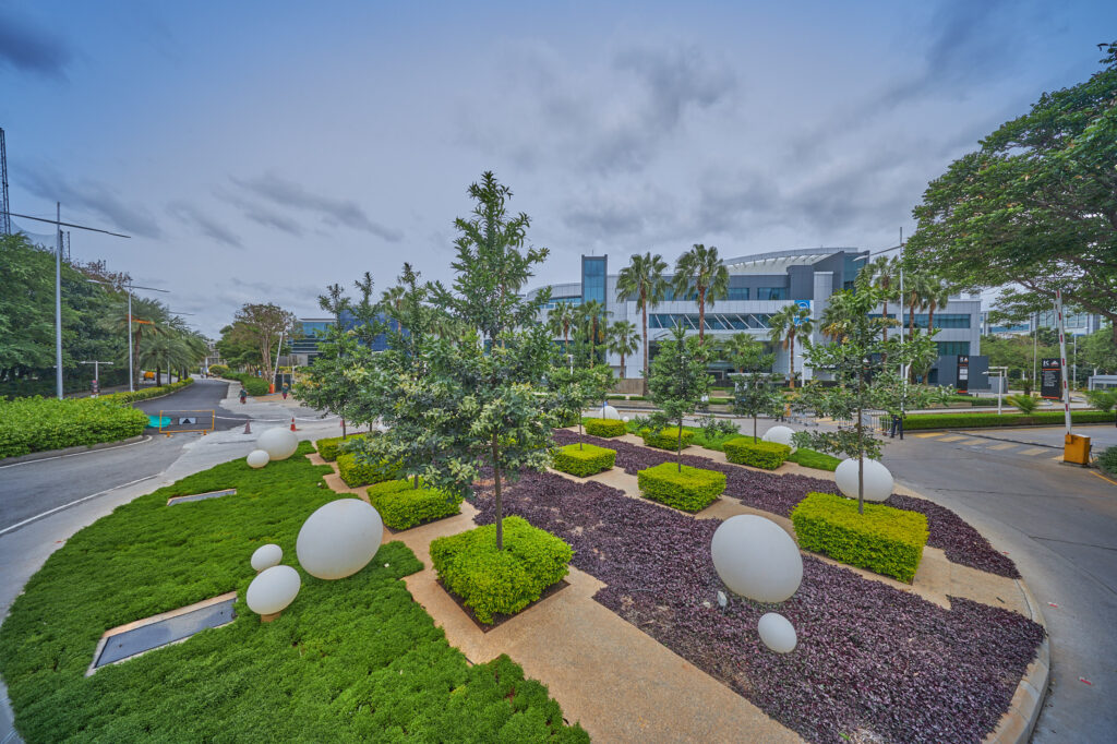 Embassy GolfLinks green environment